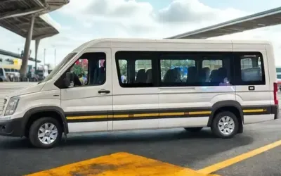 16 seater Urbania van in Delhi