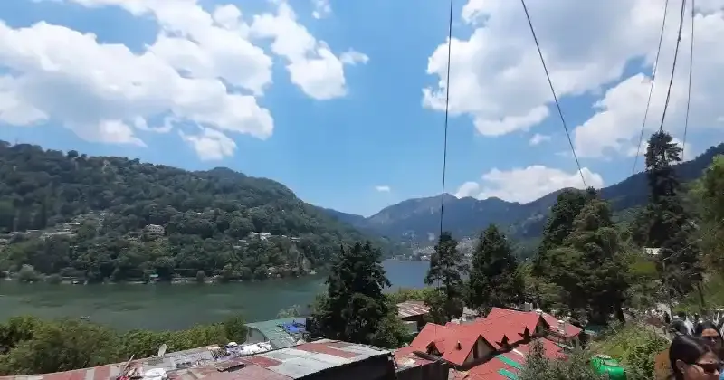 delhi nainital force urbania rental service